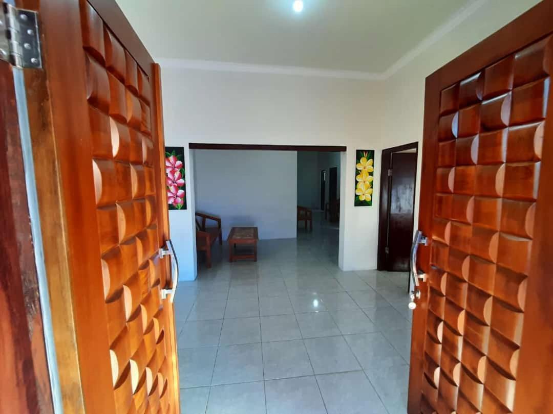 999 Khs Homestay Gilimanuk Εξωτερικό φωτογραφία