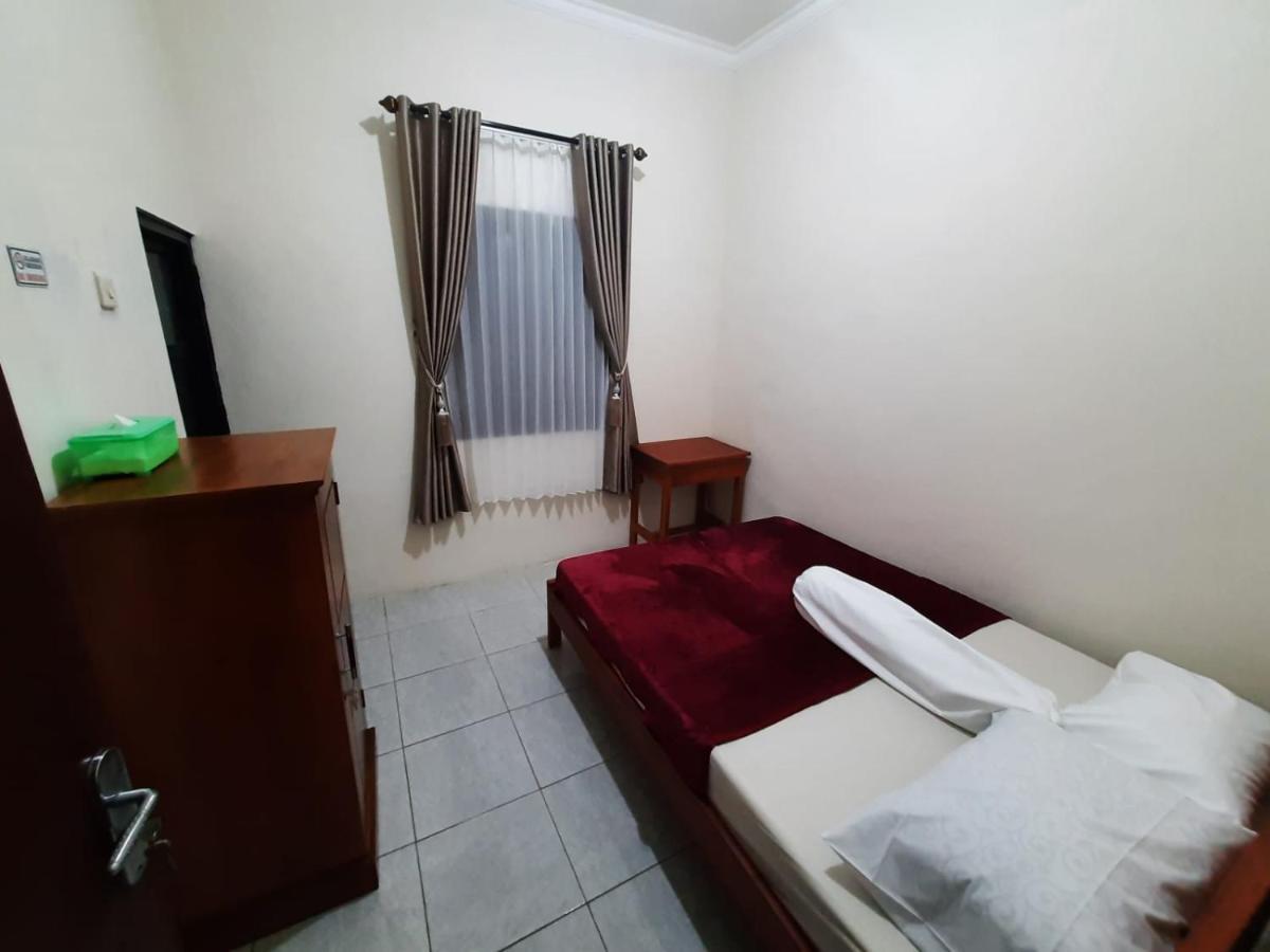 999 Khs Homestay Gilimanuk Εξωτερικό φωτογραφία