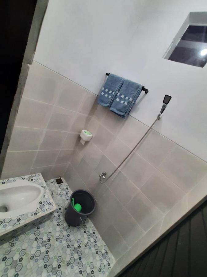 999 Khs Homestay Gilimanuk Εξωτερικό φωτογραφία